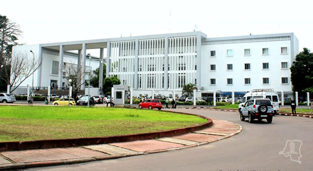 Dossier Exonération/De qui se moque-t-on? : ” Stéphane Mundadi reçoit des flèches empoisonnées destinées au chef de l’État.