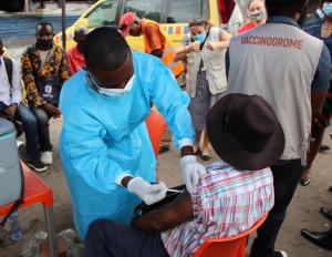 Kinshasa : Vaste campagne de vaccination contre la Covid-19 dans les 24 communes et 35 zones de santé.