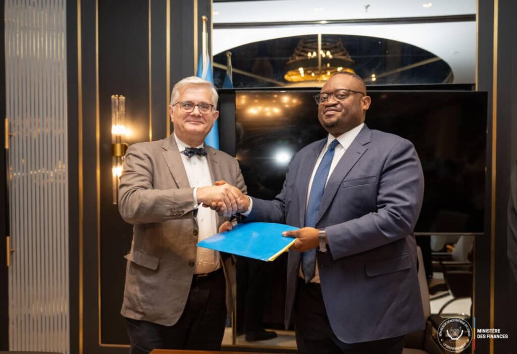 RDC et AFD Signent deux Accords pour les Réformes Économiques et le Développement Urbain de Boma